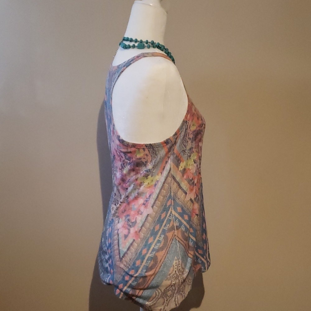 Razor back tank - Picture 3 of 3